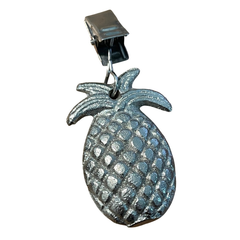 00137 - Silver Tone Pineapple Novelty Clip Tablecloth‎ Holder Single